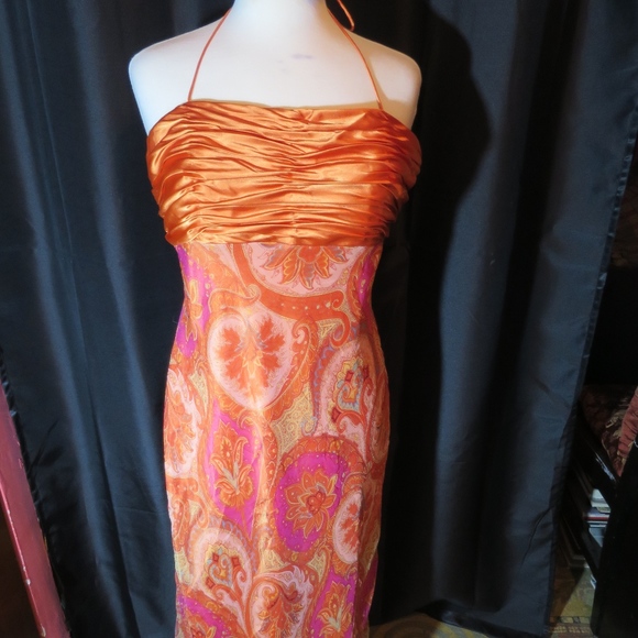 Dress - Picture 1 of 3